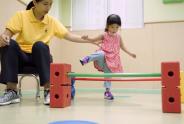 Case of three-year-old child: Lok Ching has difficulty in keeping balance.